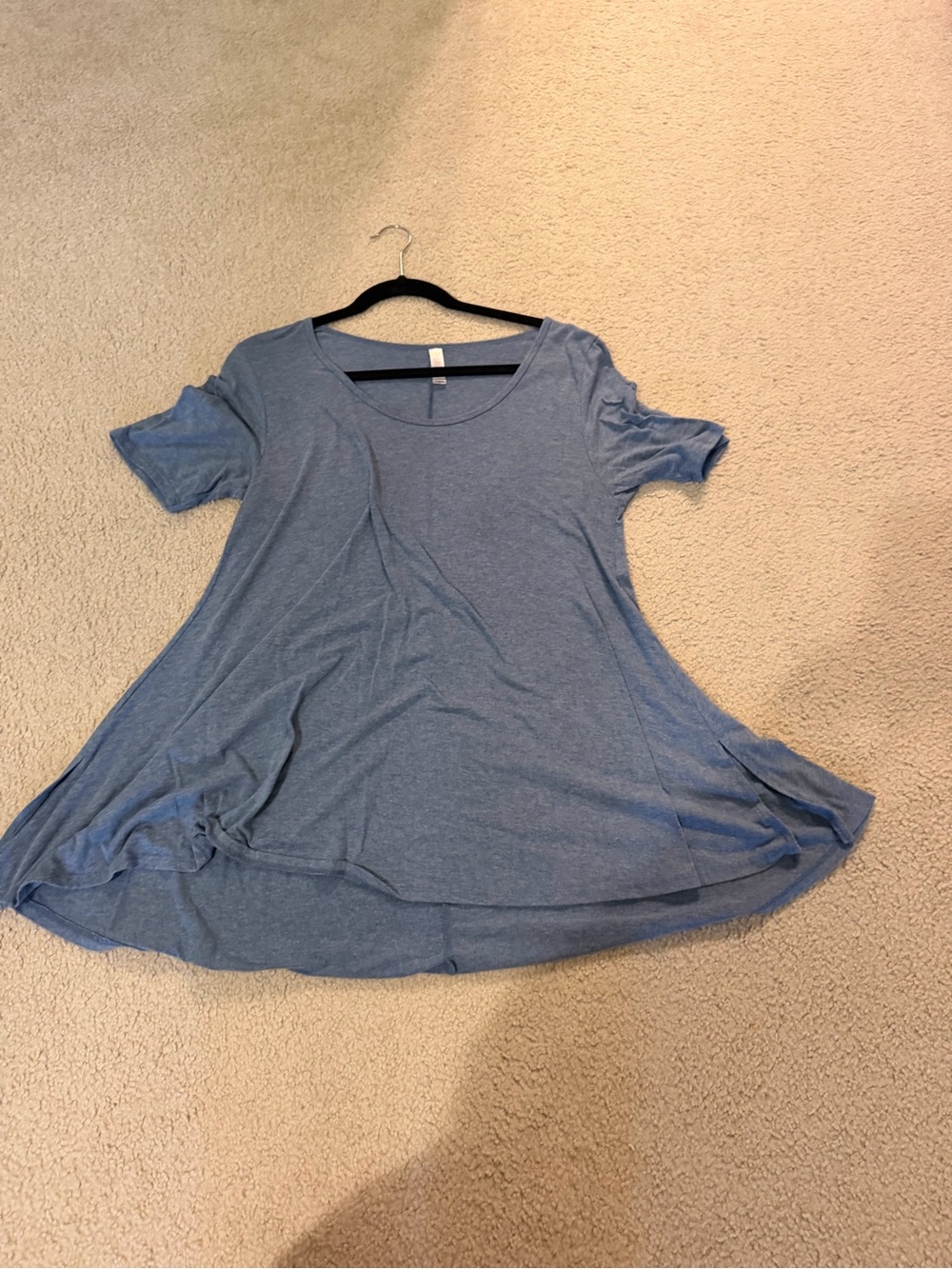 Medium LuLaRoe LLR perfect heathered blue top